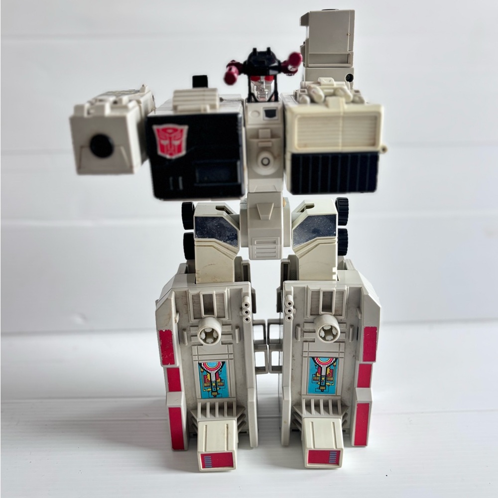 Vintage Transformers metroplex Decepticon Figure 1980s